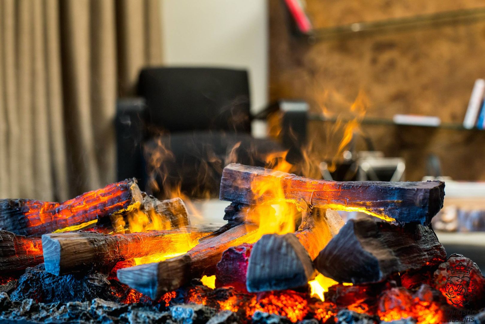 homify Klassische Wohnzimmer Kamin und Zubehör