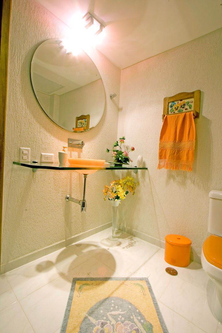 Residência em condomínio, Central de Projetos Central de Projetos Banheiros rústicos