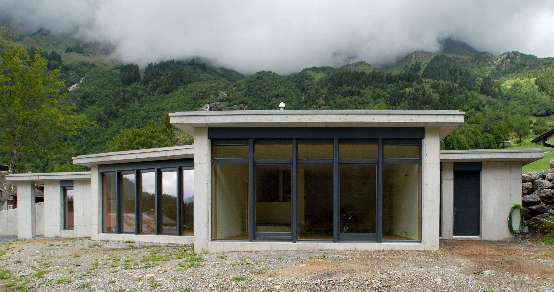 Wohnhaus Camping Gadmen | homify