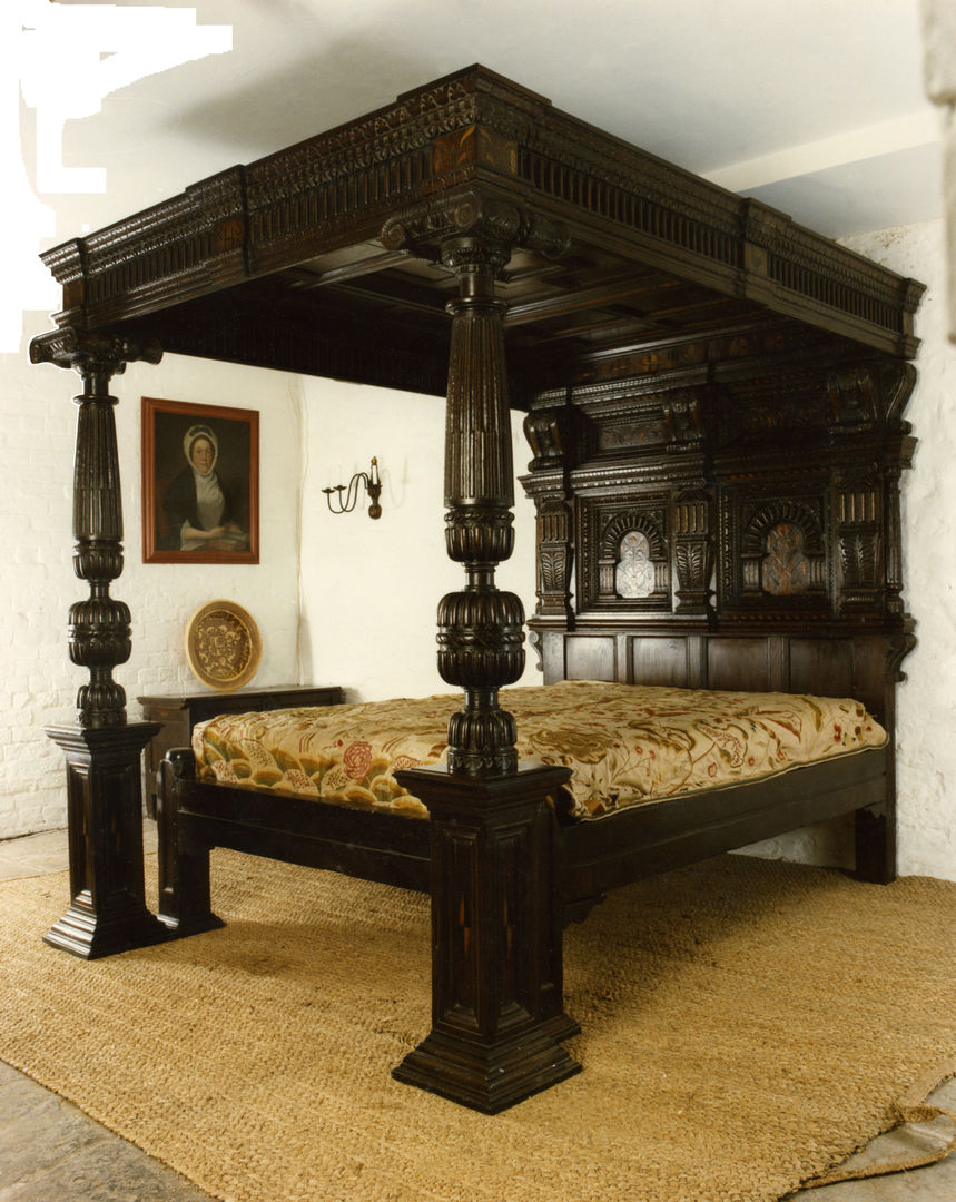 Four Poster Bed Stuart Interiors Klassieke slaapkamers Massief hout Bont Bedden en hoofdeinden