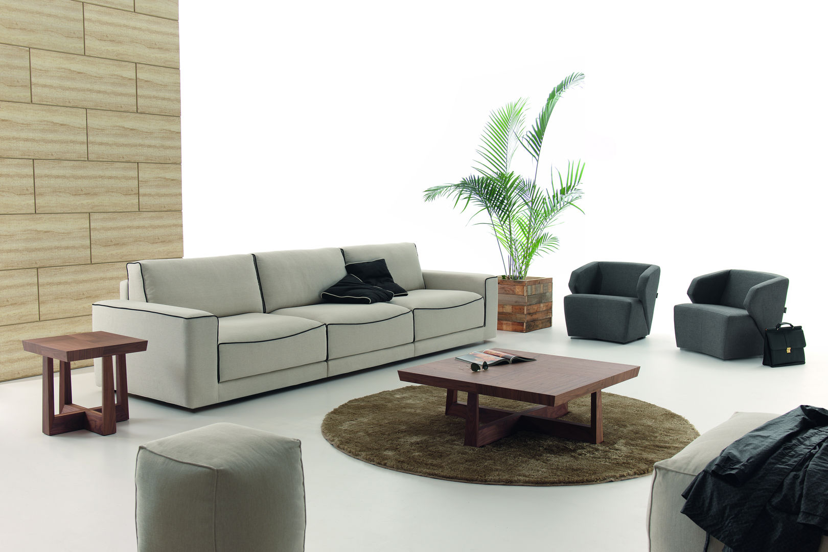 LOUX, BELTÁ & FRAJUMAR BELTÁ & FRAJUMAR Modern living room Sofas & armchairs