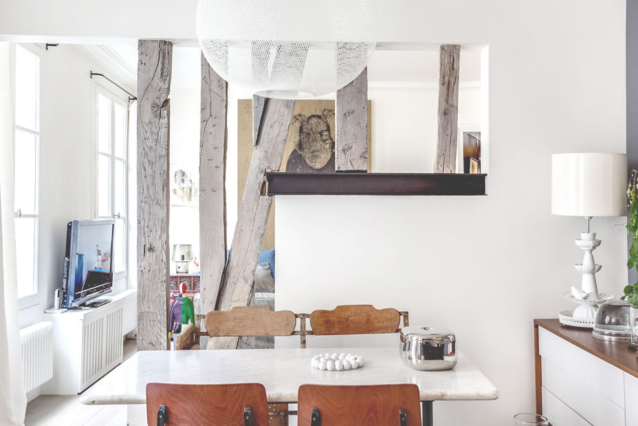 APPARTEMENT BOHEME CHIC AU MASCULIN, cristina velani cristina velani Modern dining room