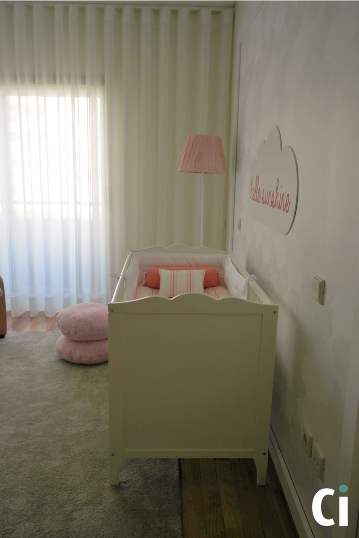 Quarto Bebé M, 2015 - Braga, Ci interior decor Ci interior decor Habitaciones para niños de estilo moderno