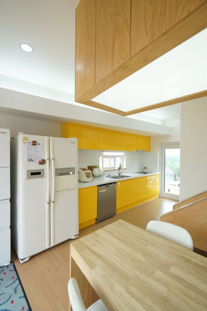 Loop House 무한궤도 하우스 , ADMOBE Architect ADMOBE Architect Kitchen