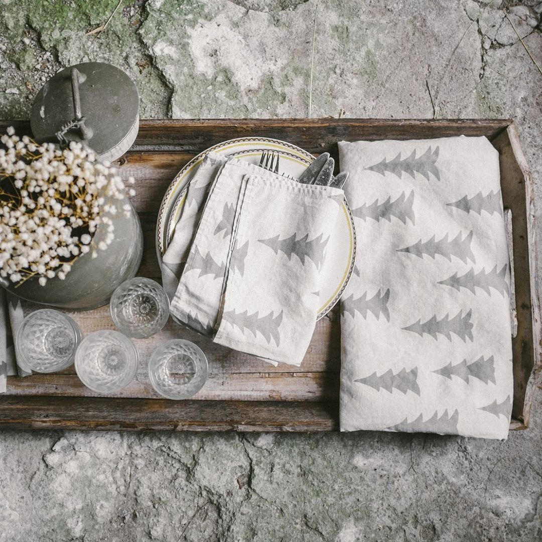 homify Dapur Gaya Skandinavia Flax/Linen Pink Accessories & textiles