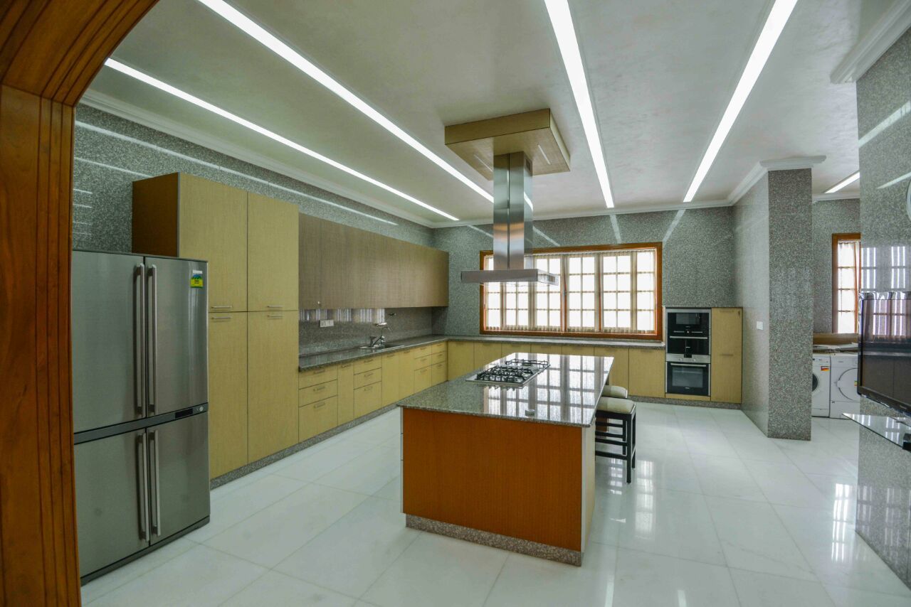Live King size - Sukhnani Mansion , S.S. Design Studio S.S. Design Studio Minimalistische keukens