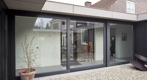 uitbreiding woonhuis, JMW architecten JMW architecten Puertas y ventanas modernas Vidrio