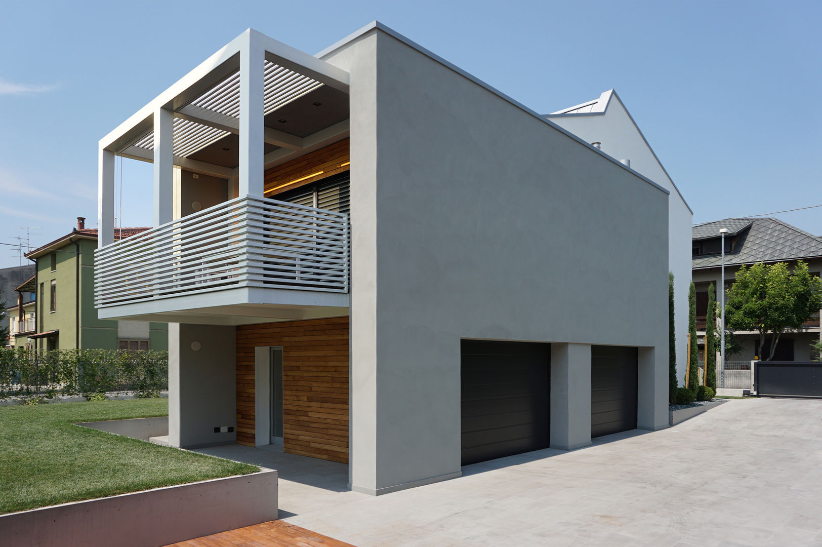 BCHouse_Villa privata, Plus Concept Studio Plus Concept Studio Terrace