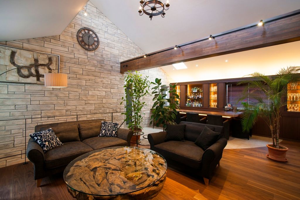 本格的なバーを備えた大人のプライベート空間, QUALIA QUALIA Modern living room