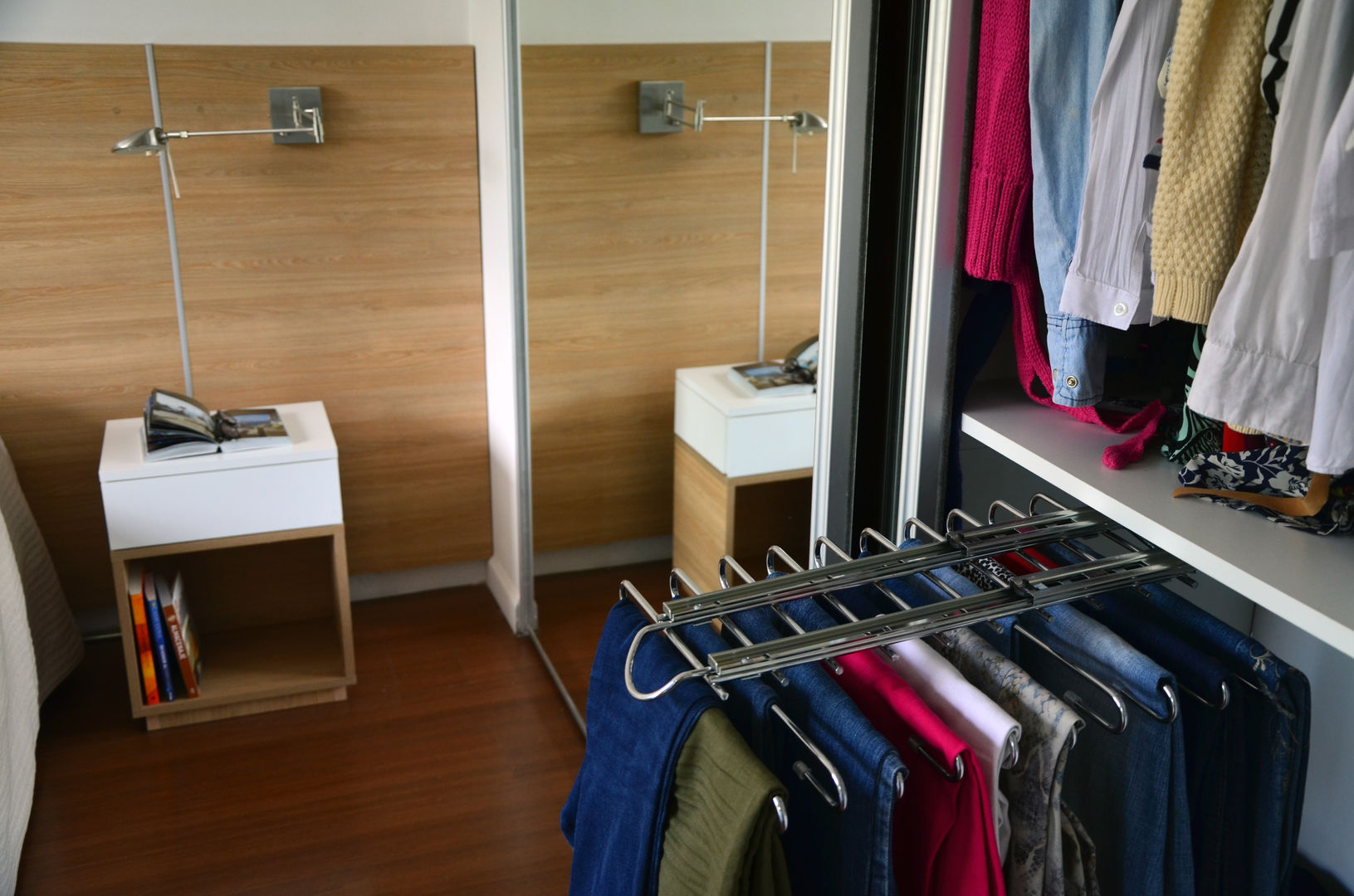 Fotos RÜM, RÜM Proyectos y Diseño RÜM Proyectos y Diseño Minimalist bedroom Wardrobes & closets