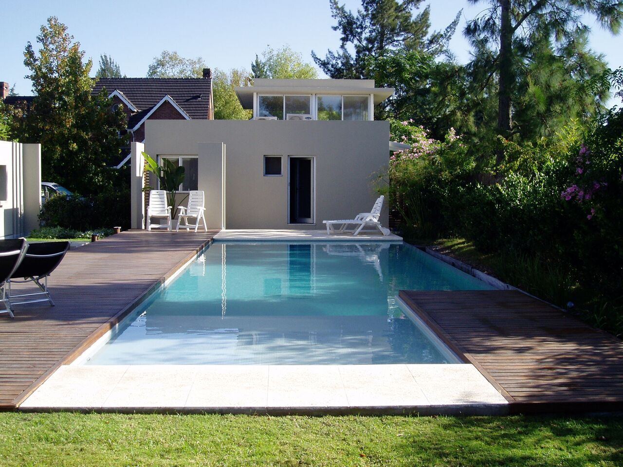 Casa NR, gatarqs gatarqs Hồ bơi phong cách hiện đại