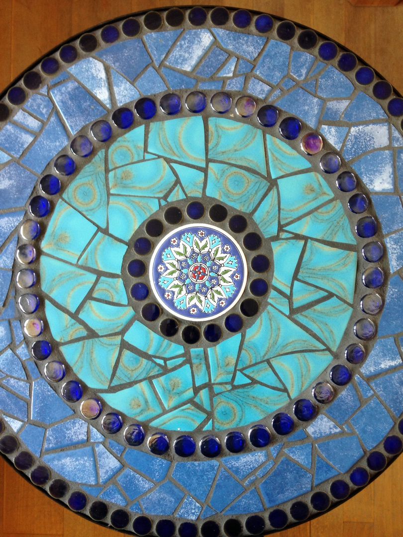 Mosaiktisch für innen und außen