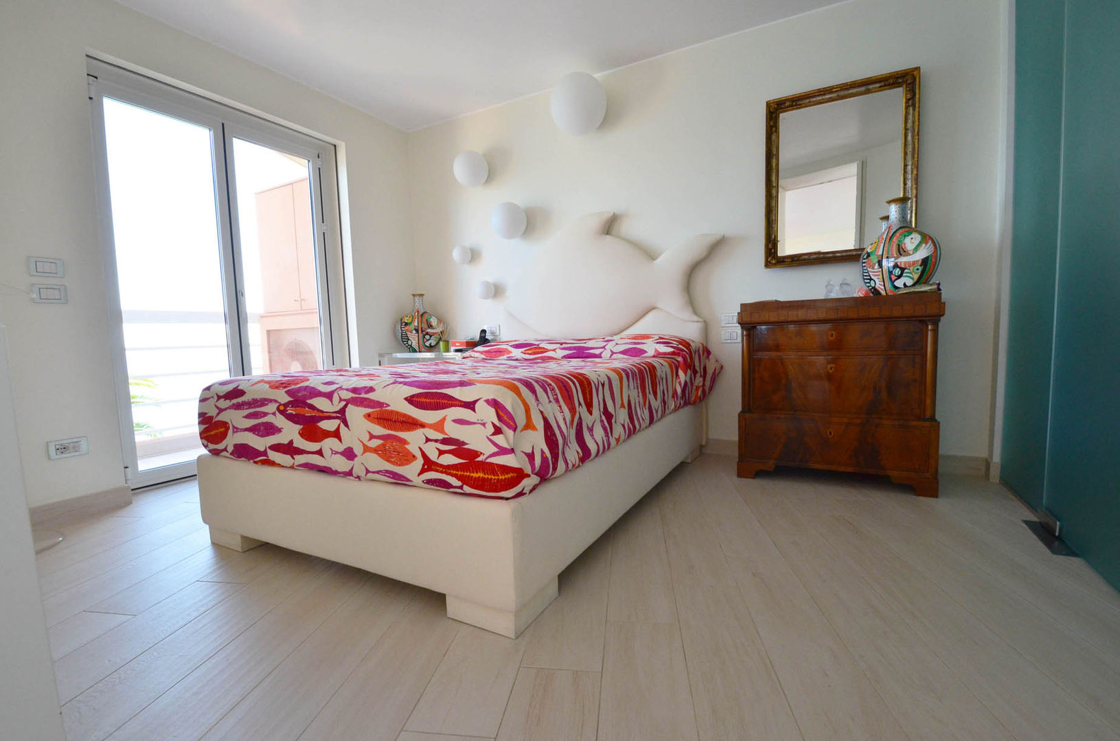 appartement roquebrune cap martin , kmmarchitecture kmmarchitecture Bedroom لکڑی پلاسٹک جامع