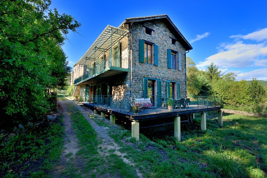 RÉNOVATION D'UNE MAISON CÉVENOLE, JOSE MARCOS ARCHITECTEUR JOSE MARCOS ARCHITECTEUR Casas de estilo rural