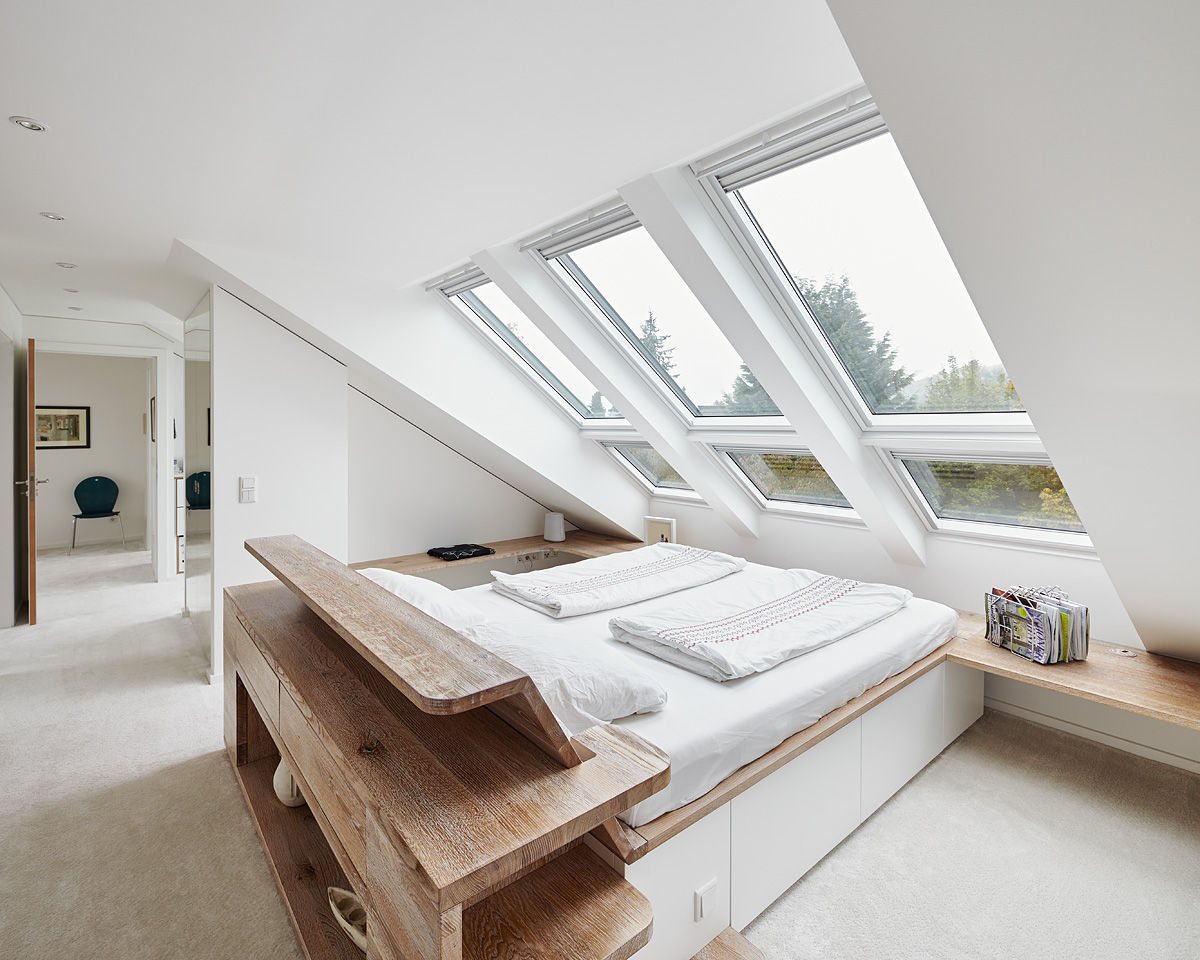 Dachgeschossausbau, Ratingen Philip Kistner Fotografie Moderne Schlafzimmer Weiß