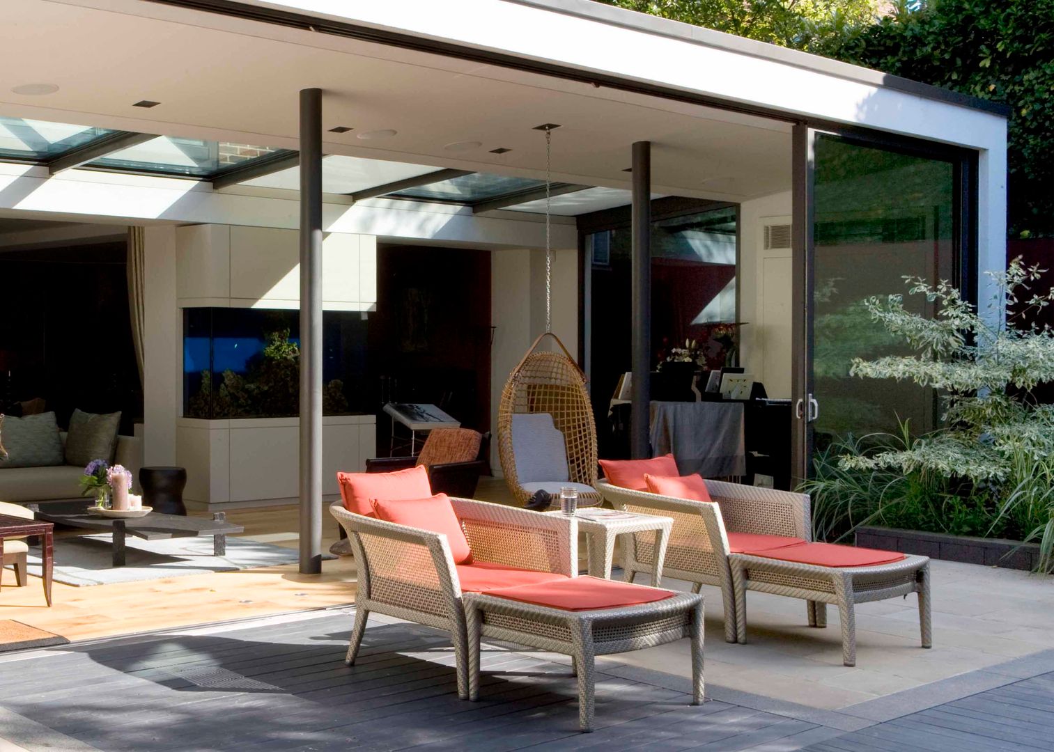 KSR Architects | Compton Avenue | Terrace homify 모던스타일 발코니, 베란다 & 테라스