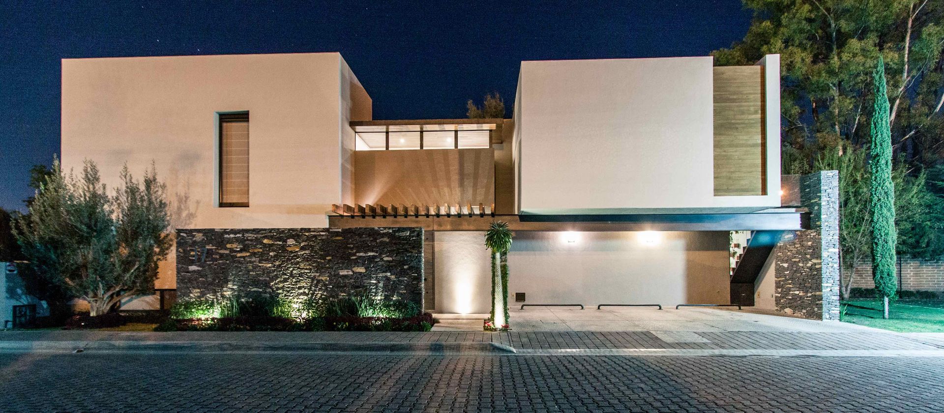 CASA OLIVOS, Loyola Arquitectos Loyola Arquitectos Дома в стиле модерн