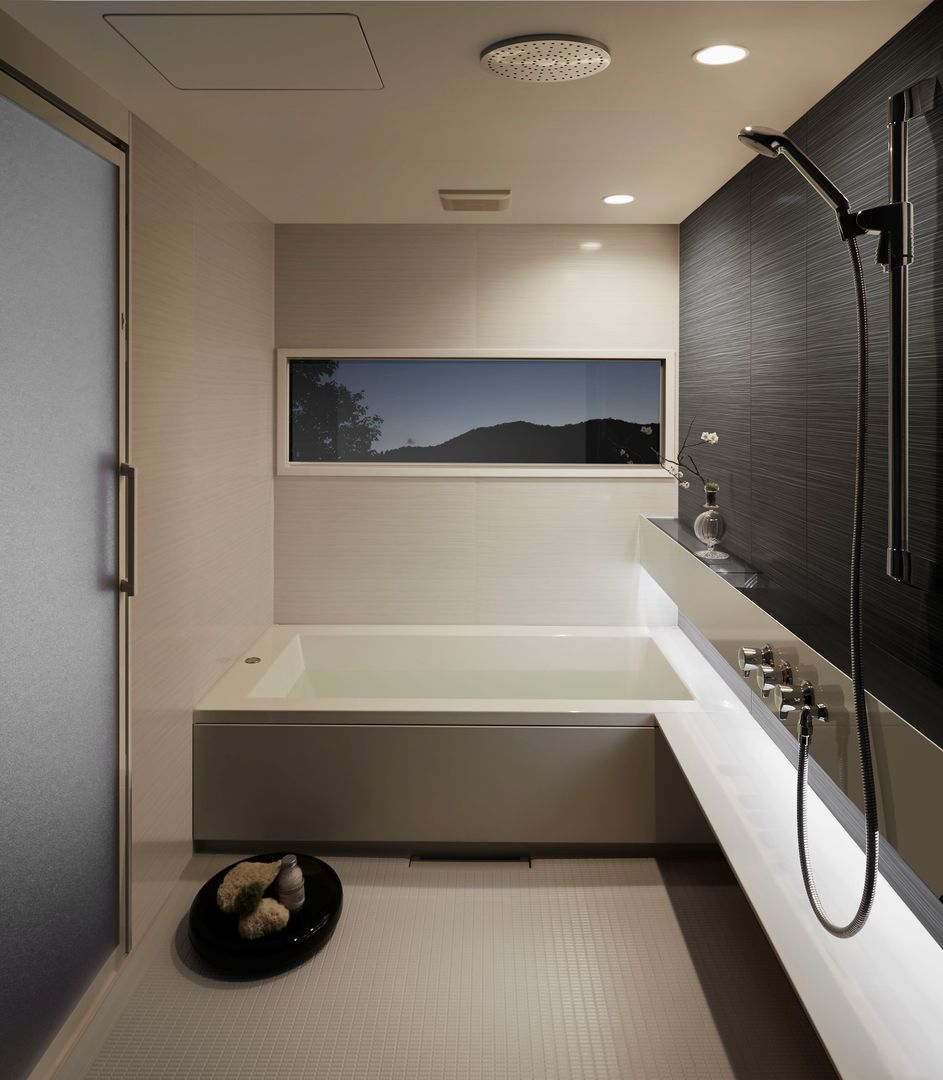 生活感の出ないシステムバスルーム「ORIZZONTE/オリゾンテ」誕生, 株式会社 和光製作所 株式会社 和光製作所 Kamar Mandi Modern Besi/Baja Bathtubs & showers