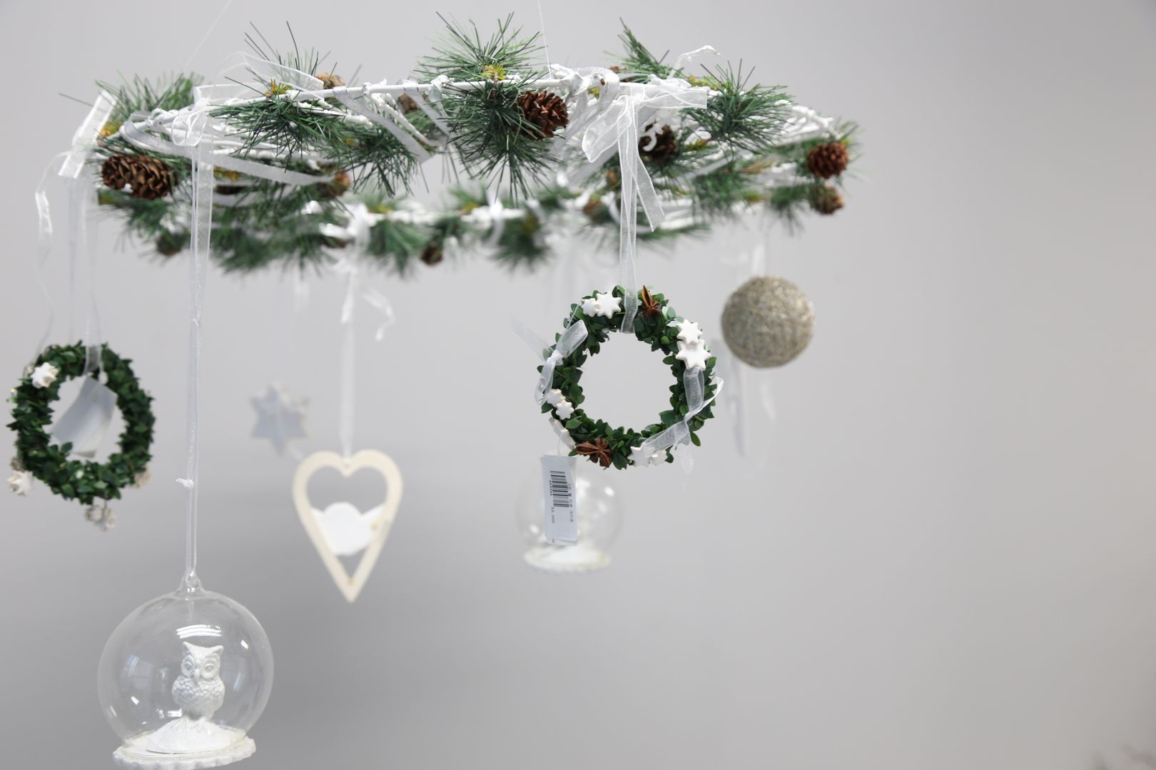 green rb wreath , 쥬네드 마르셀 쥬네드 마르셀 Maisons scandinaves Accessoires & décoration