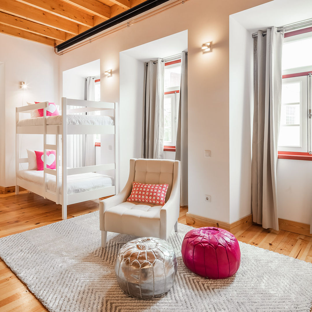 DECORAÇÃO DE HOSTEL - Piso 2 (Tato), White Glam White Glam مساحات تجارية فنادق