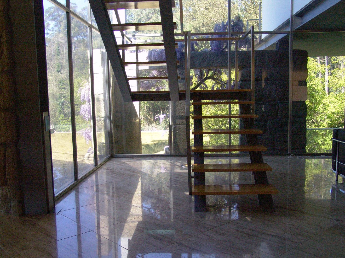 Moradia SG, RDLM Arquitectos associados RDLM Arquitectos associados Couloir, entrée, escaliers modernes