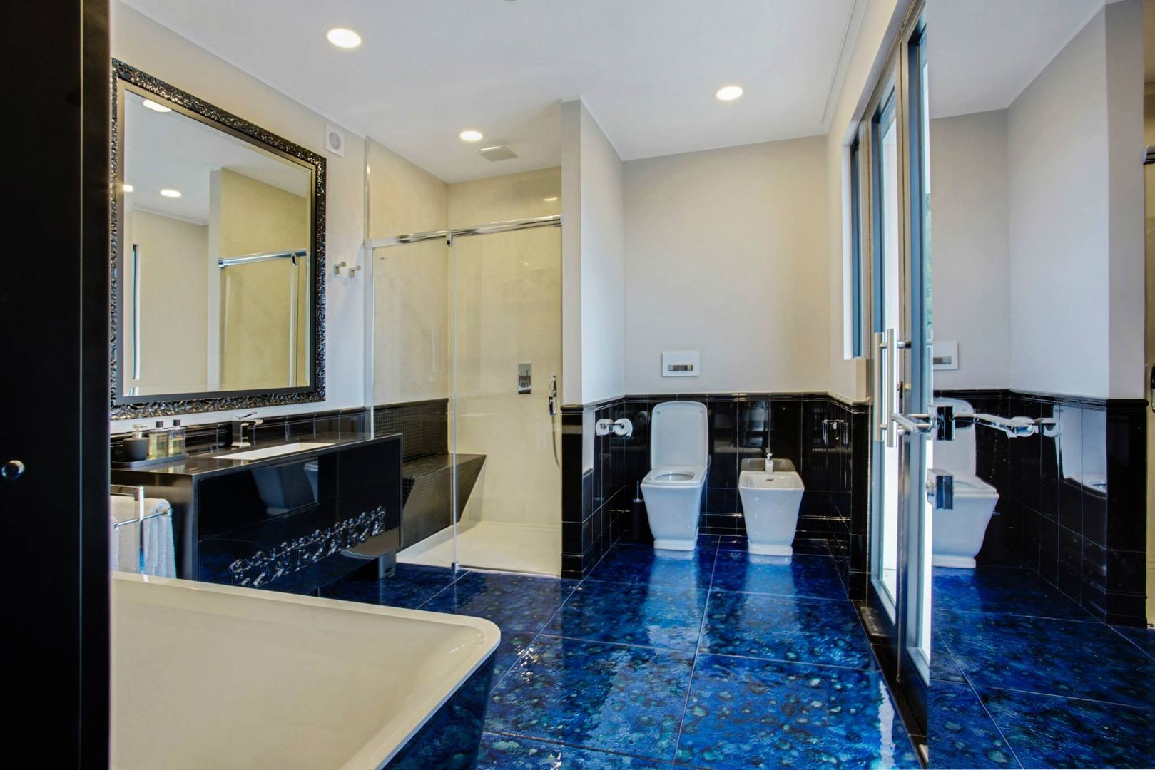 Monte Carlo Penthouse, Vesta Vision Vesta Vision Modern style bathrooms