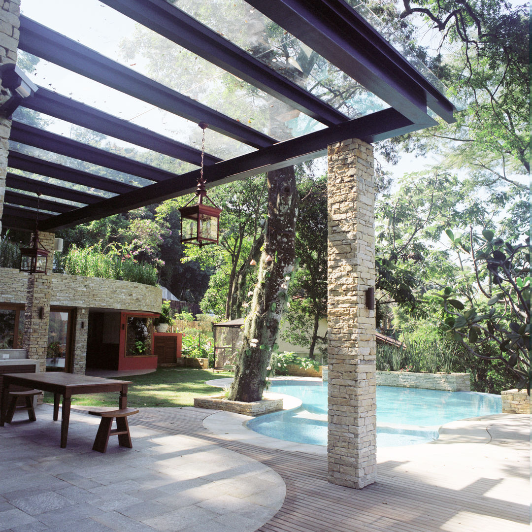 Casa Gávea - Rio de Janeiro, Maria Claudia Faro Maria Claudia Faro Garden Pool پتھر