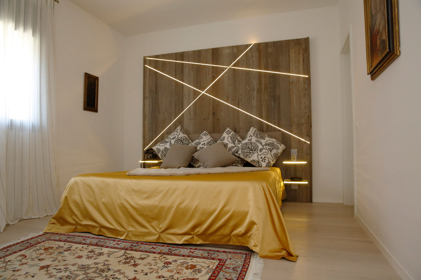 Appartamento con scorcio sul lago di Lugano, DF Design DF Design Modern style bedroom