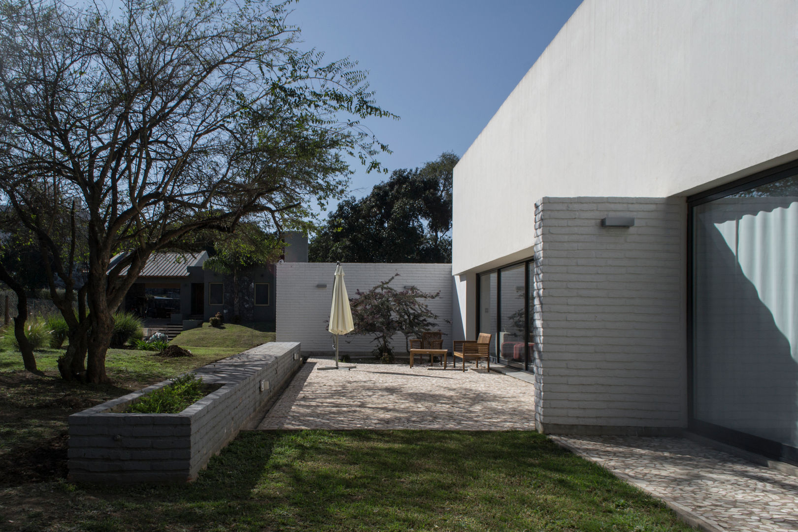 Casa LS, BLTARQ Barrera-Lozada BLTARQ Barrera-Lozada Modern houses