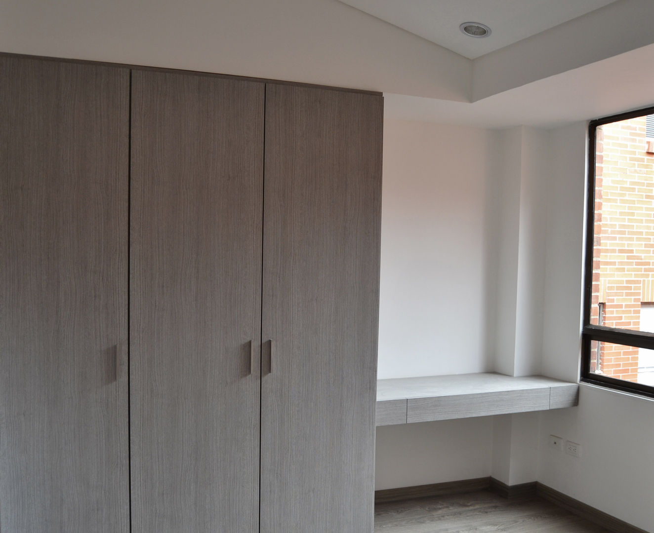 APARTAMENTO 104, ESTUDIO DUSSAN ESTUDIO DUSSAN Minimalist bedroom