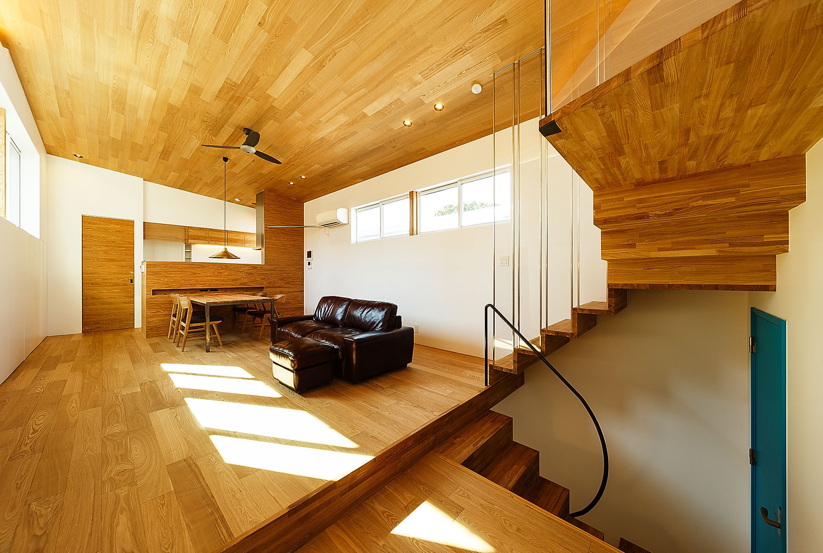 haus-note, 一級建築士事務所haus 一級建築士事務所haus Scandinavian style living room Wood Wood effect