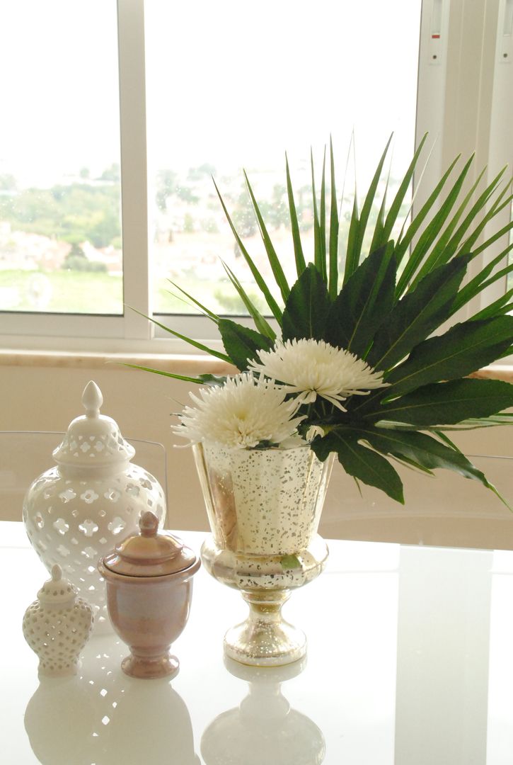 Pedaço de sol! - Decoração de sala de estar e jantar, White Glam White Glam Nowoczesny salon