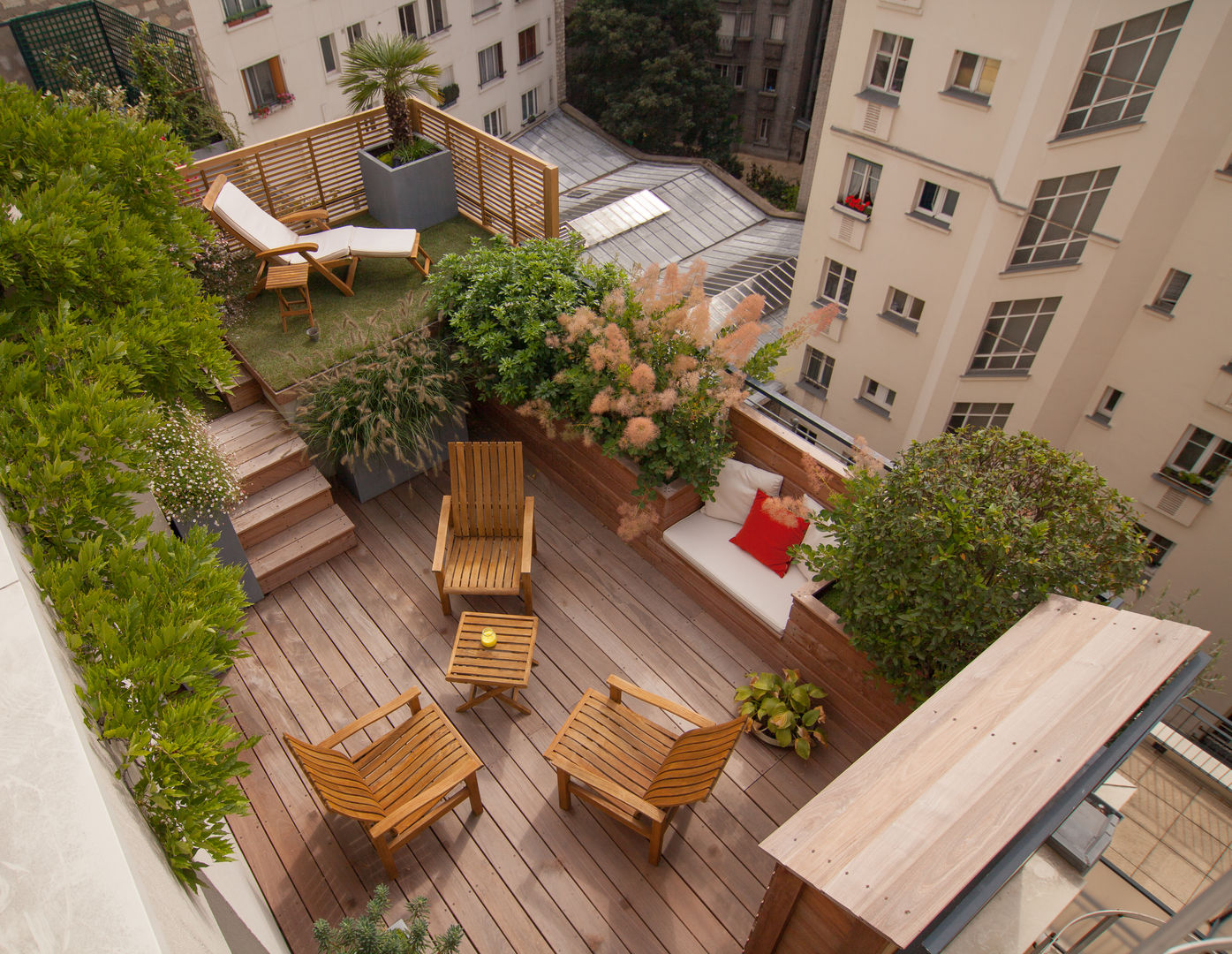 Duplex parisien, L'esprit au vert L'esprit au vert بلكونة أو شرفة