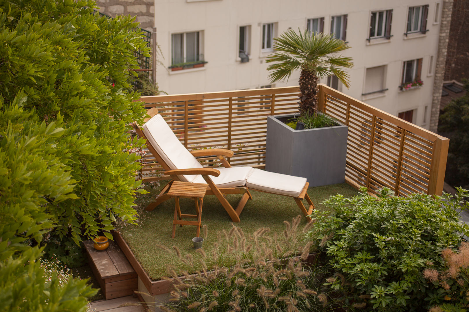 Duplex parisien, L'esprit au vert L'esprit au vert Balcones y terrazas modernos