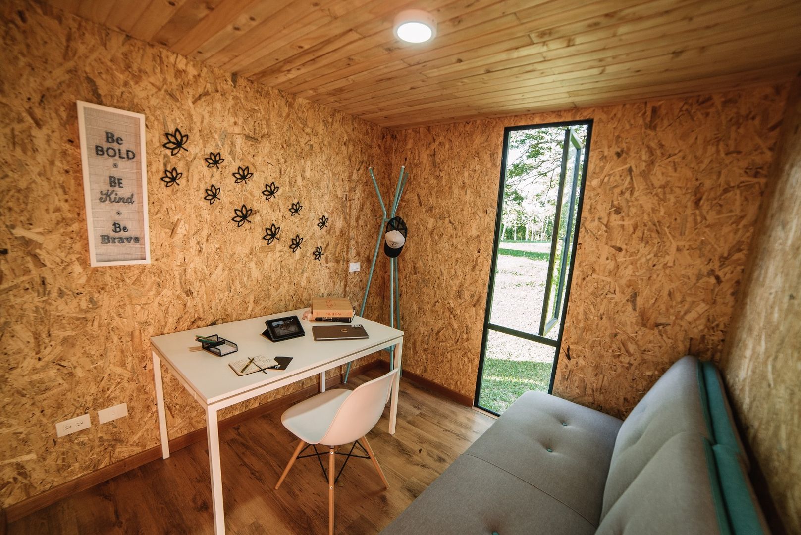 VIMOB by COLECTIVO CREATIVO , COLECTIVO CREATIVO COLECTIVO CREATIVO Modern study/office