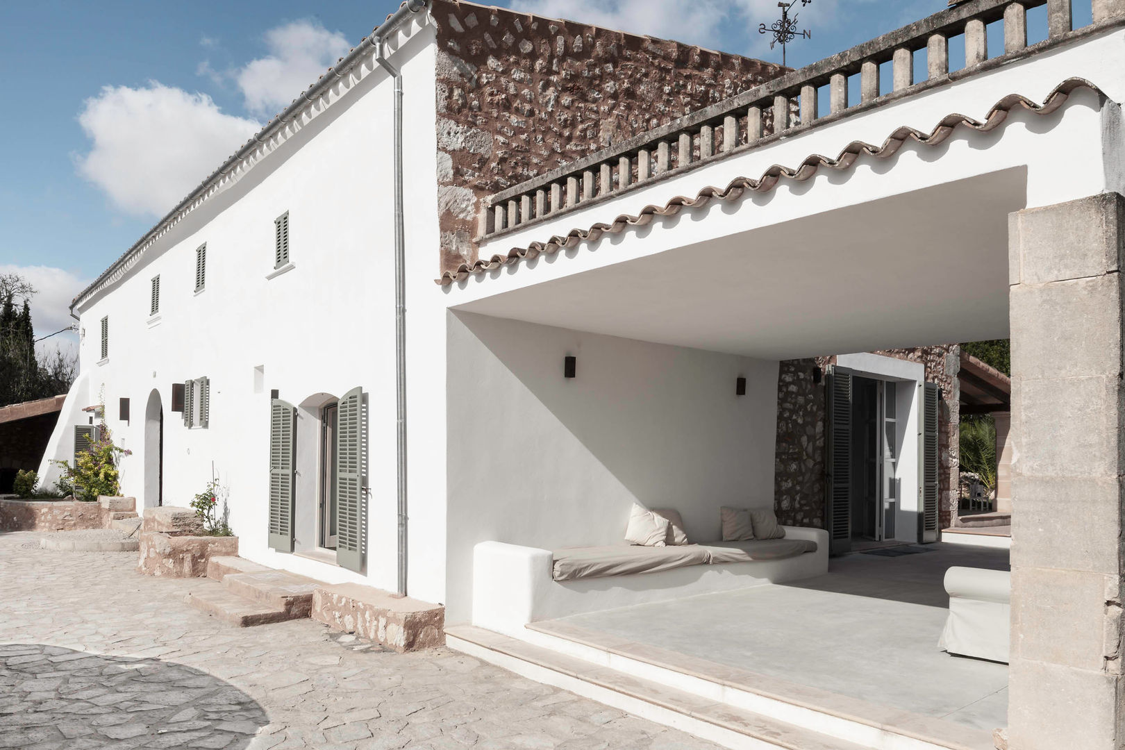 FELANITX RENOVATION, munarq munarq Rustic style house