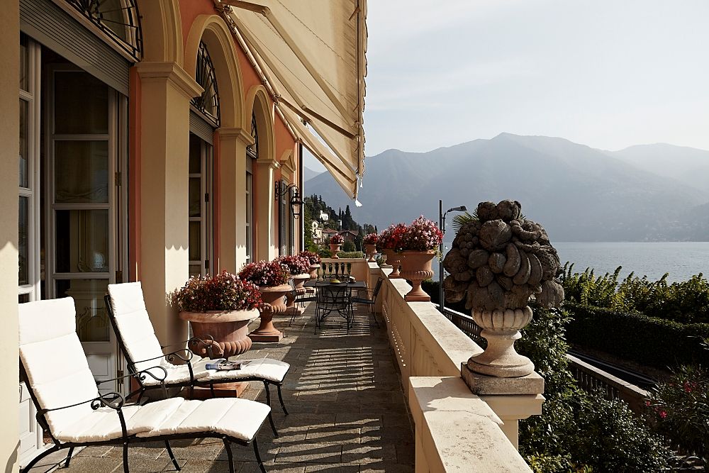 Lake House, Lago di Como, Italy, Ethnic Chic - Home Couture Ethnic Chic - Home Couture Classic style balcony, veranda & terrace