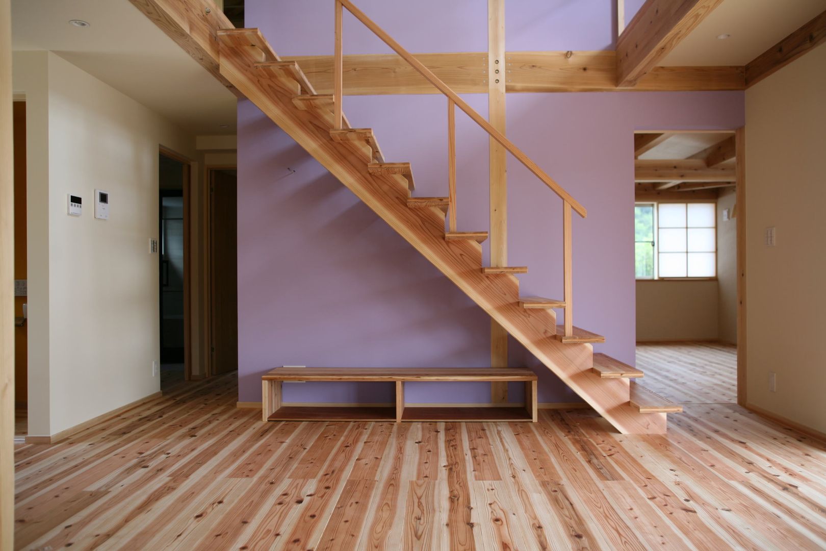 岐阜県多治見市, 株式会社タマゴグミ 株式会社タマゴグミ Asian style corridor, hallway & stairs Wood Wood effect