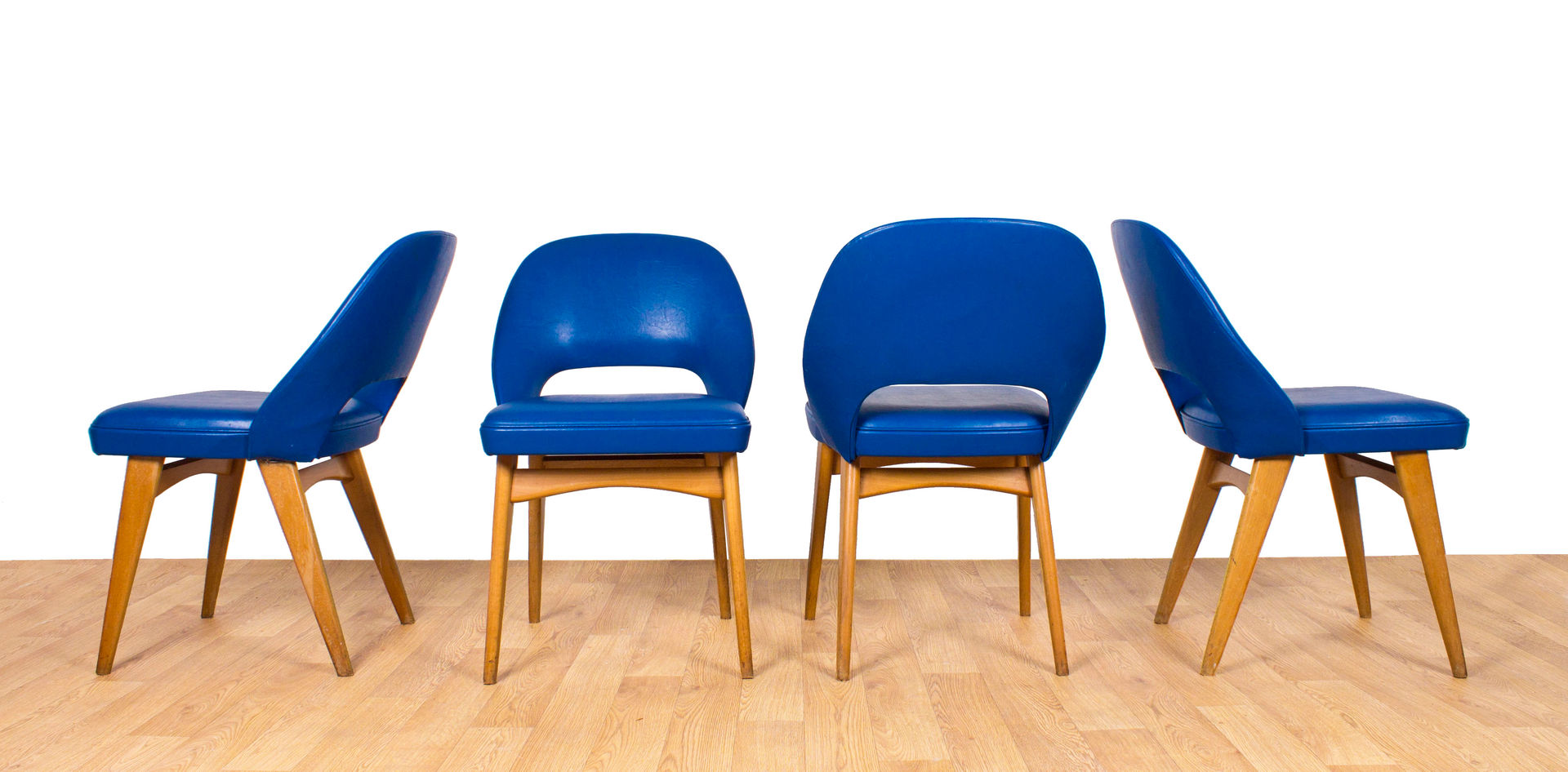 Electric Blue Ben Chairs RetroLicious Ltd غرفة السفرة