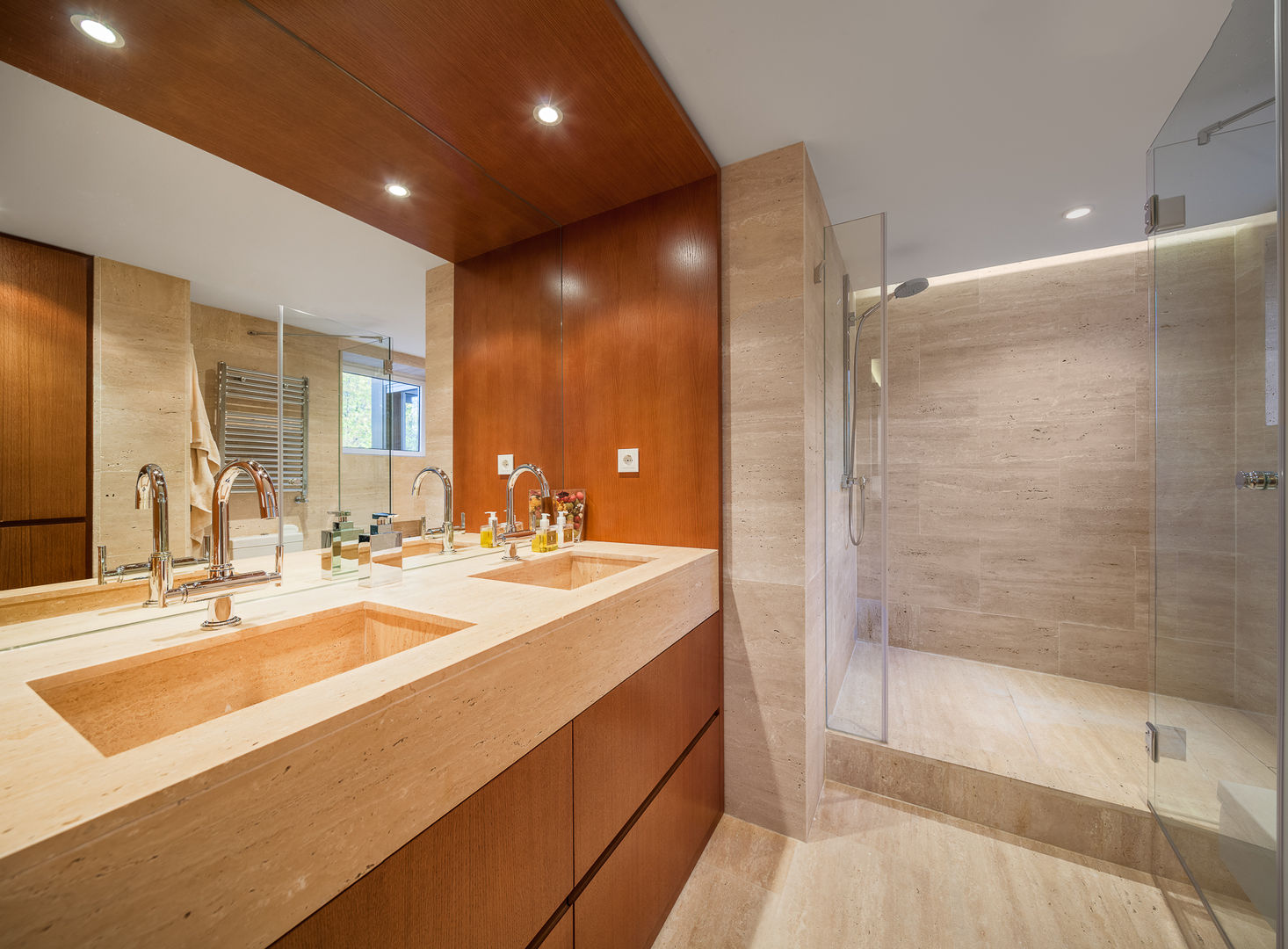 Reforma en La Moraleja, Madrid. - SSARQ Arquitectura, Luzestudio - Fotografía de arquitectura e interiores Luzestudio - Fotografía de arquitectura e interiores Modern bathroom