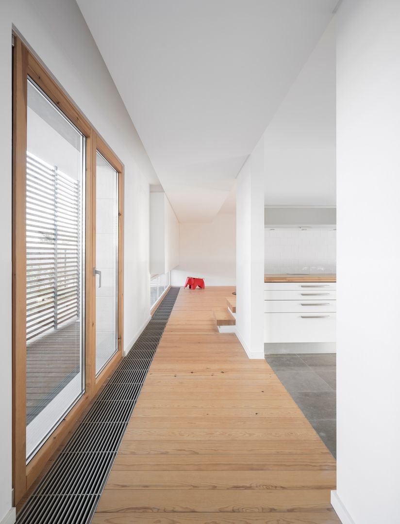 PROJECTO_CASAS EM BANDA | Setúbal | PT, OW ARQUITECTOS lda | simplicity works OW ARQUITECTOS lda | simplicity works Nowoczesny korytarz, przedpokój i schody Lite drewno Wielokolorowy