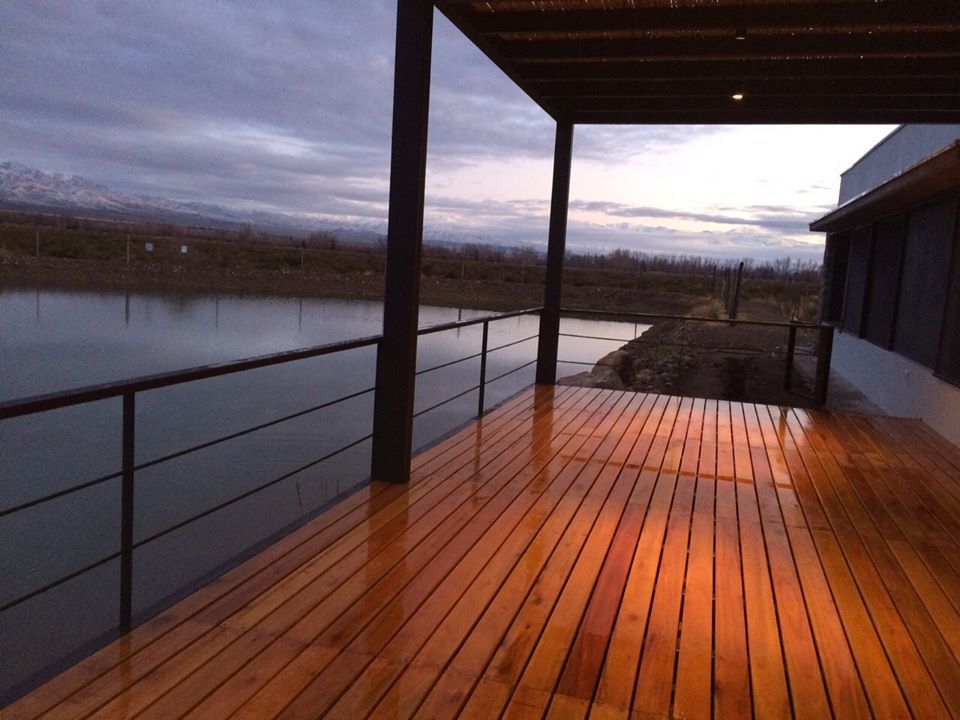 " Casa Laguna", Mora & Hughes arquitectos Mora & Hughes arquitectos Balcones y terrazas modernos: Ideas, imágenes y decoración