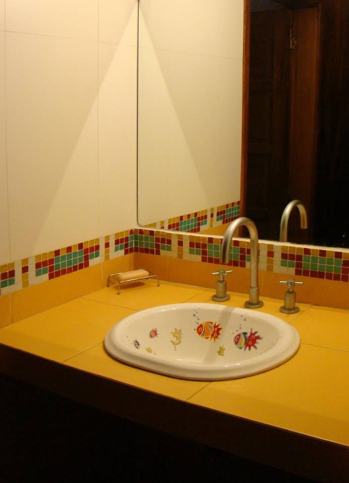 BAÑOS LN, LN-arquitectura LN-arquitectura Phòng tắm phong cách hiện đại