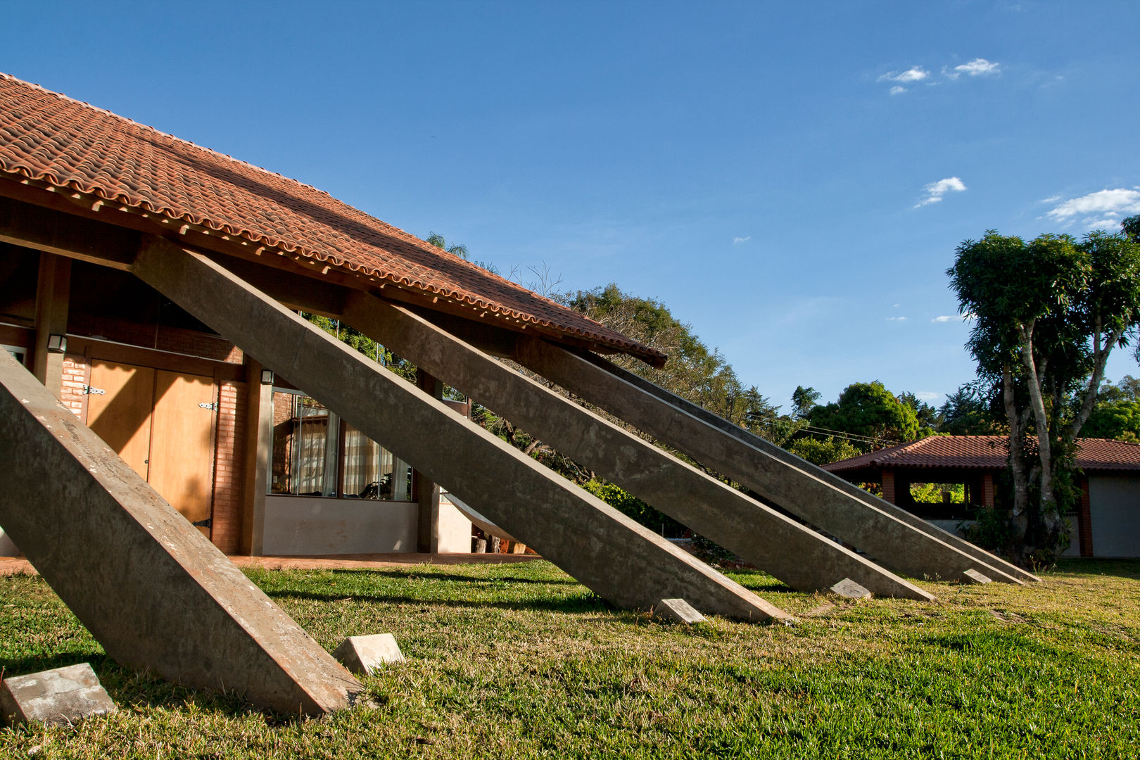 Residência HB, Quinta Quinta Casas de estilo rústico