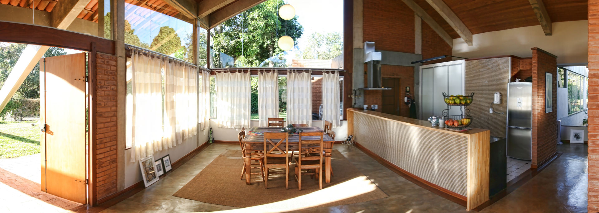 Residência HB, Quinta Quinta Sala da pranzo in stile rustico