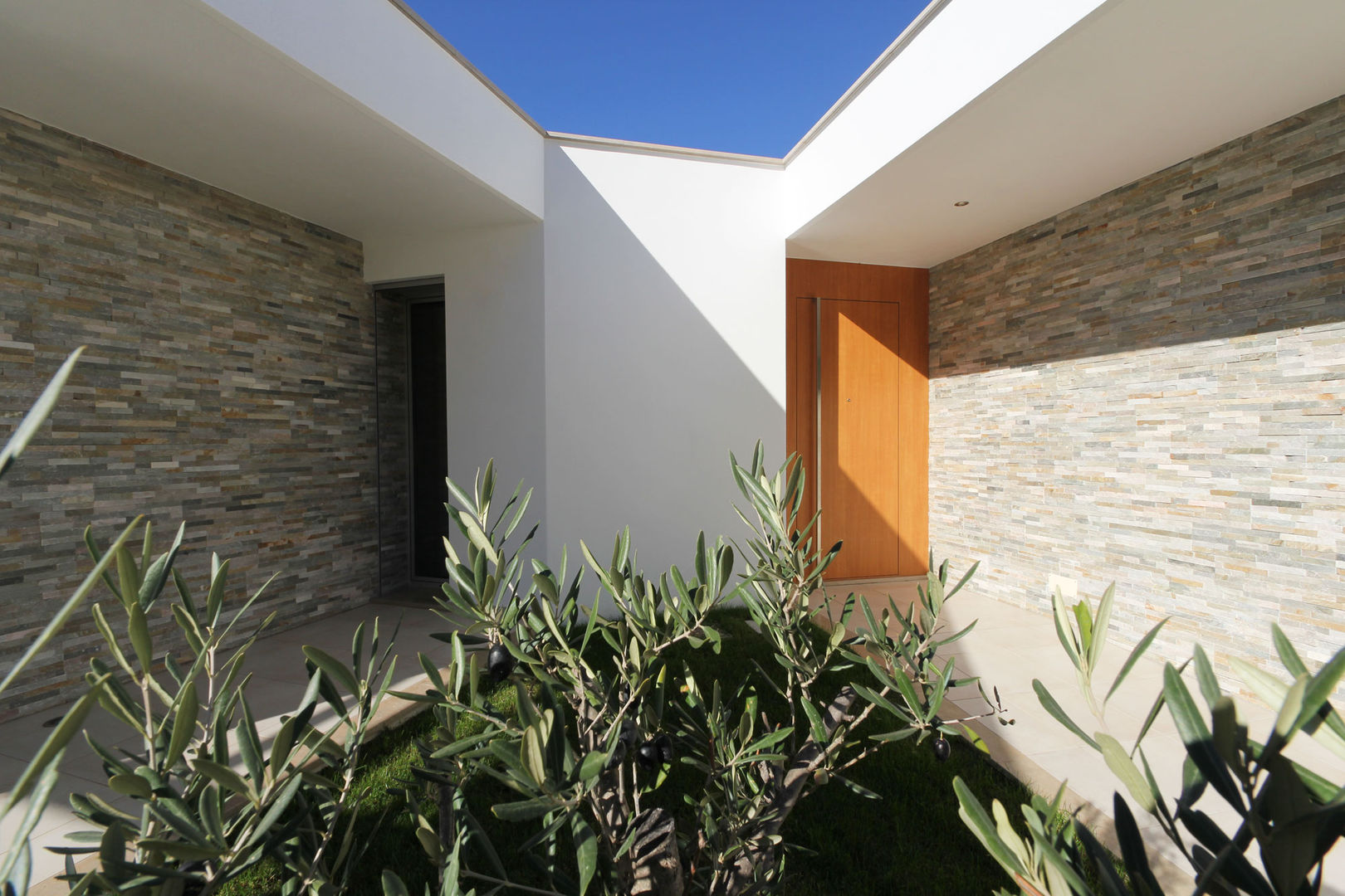 Moradia em Caldas da Rainha - Colina Verde, SOUSA LOPES, arquitectos SOUSA LOPES, arquitectos Casas modernas