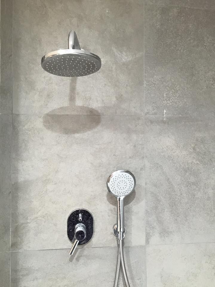 BAÑO CON BAÑERA Y DUCHA, Estudio Cot Estudio Cot حمام