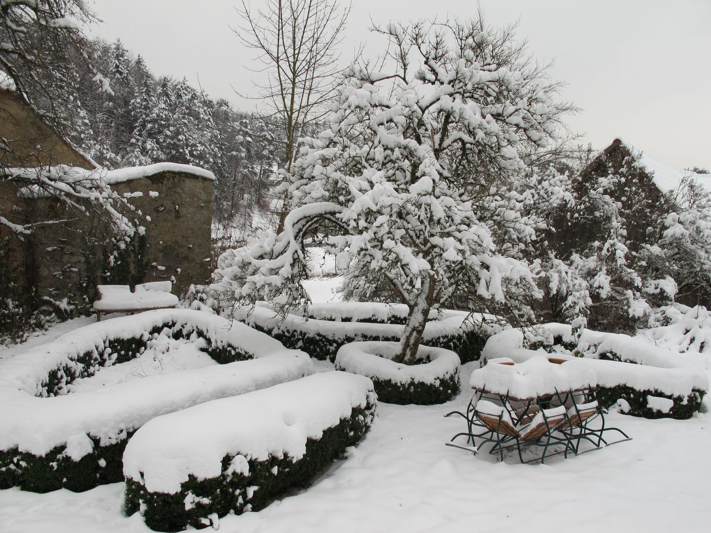 Schloßgärtchen unterm Schnee Alte Posthalterei