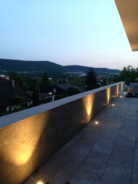 Haus am Hang, Diemer Architekten Part. mbB Diemer Architekten Part. mbB Patios Limestone