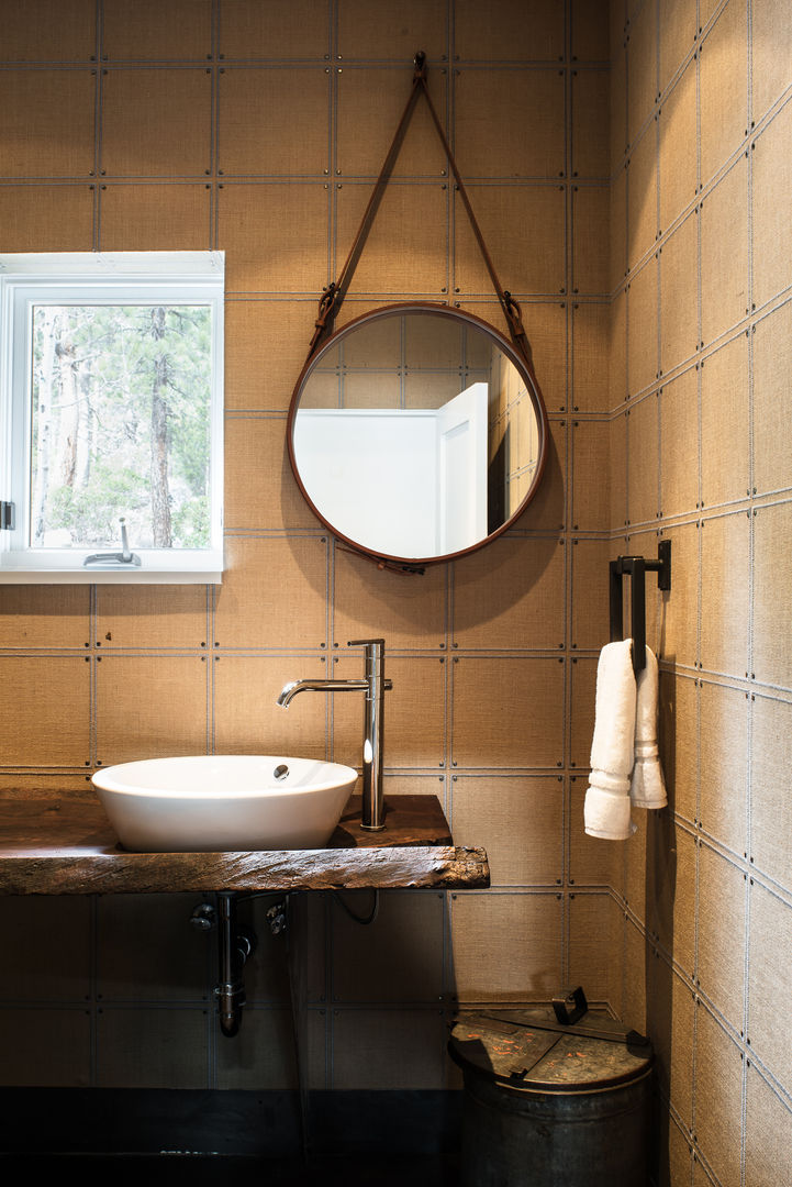 Truckee Residence, Antonio Martins Interior Design Inc Antonio Martins Interior Design Inc Bagno eclettico